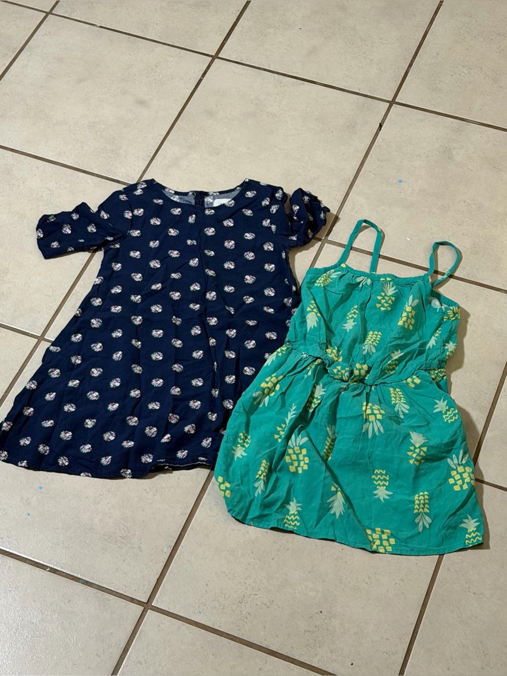 Old Navy Girl Kids Navy Floral Dress & Teal Pineapple Sundress Summer size 5T